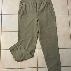 Lululemon Adapted State High Rise Jogger Sheer Oak Sz 6 NWOT!